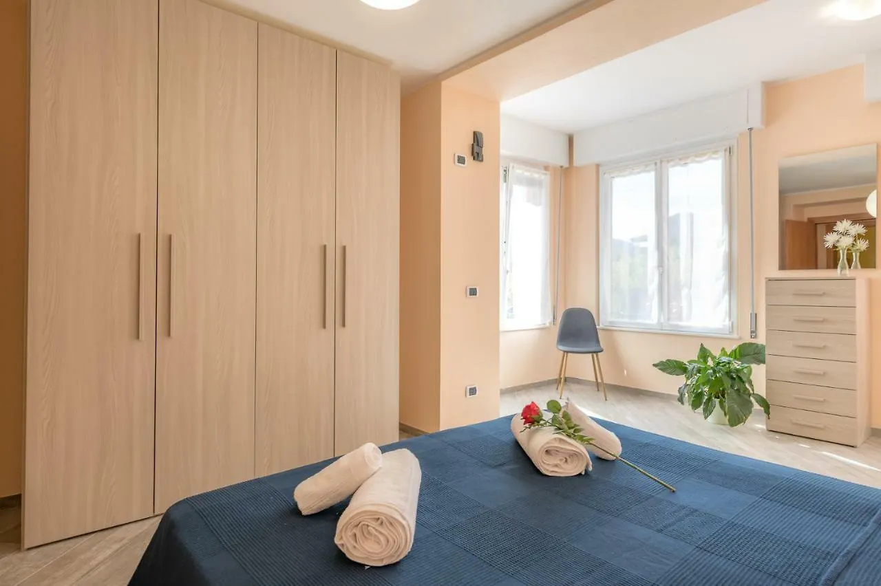 דירות סן סירו Casa Dei Platani Wi-Fi Parking Free 0*,  איטליה