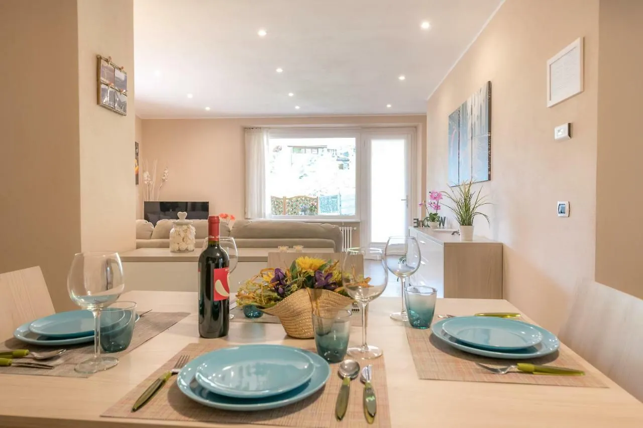 Apartmán Casa Dei Platani Wi-Fi Parking Free San Siro  0*, San Siro (Lombardy)