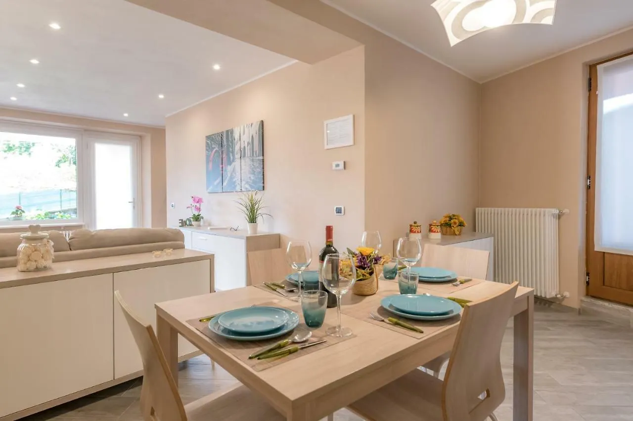 Apartmán Casa Dei Platani Wi-Fi Parking Free San Siro  0*, San Siro (Lombardy) Itálie