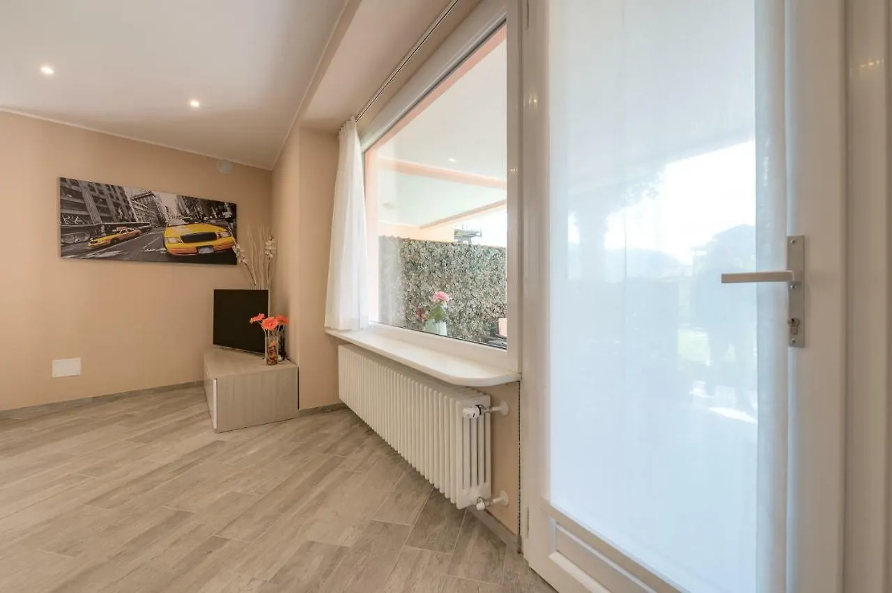 Appartement Casa Dei Platani Wi-Fi Parking Free à San Siro  San Siro (Lombardy)
